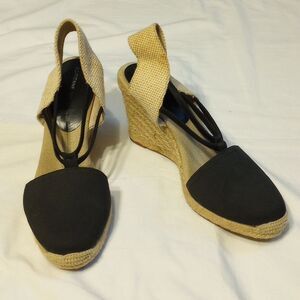 Black and Tan Adrienne Vittadini Wedge Sandals